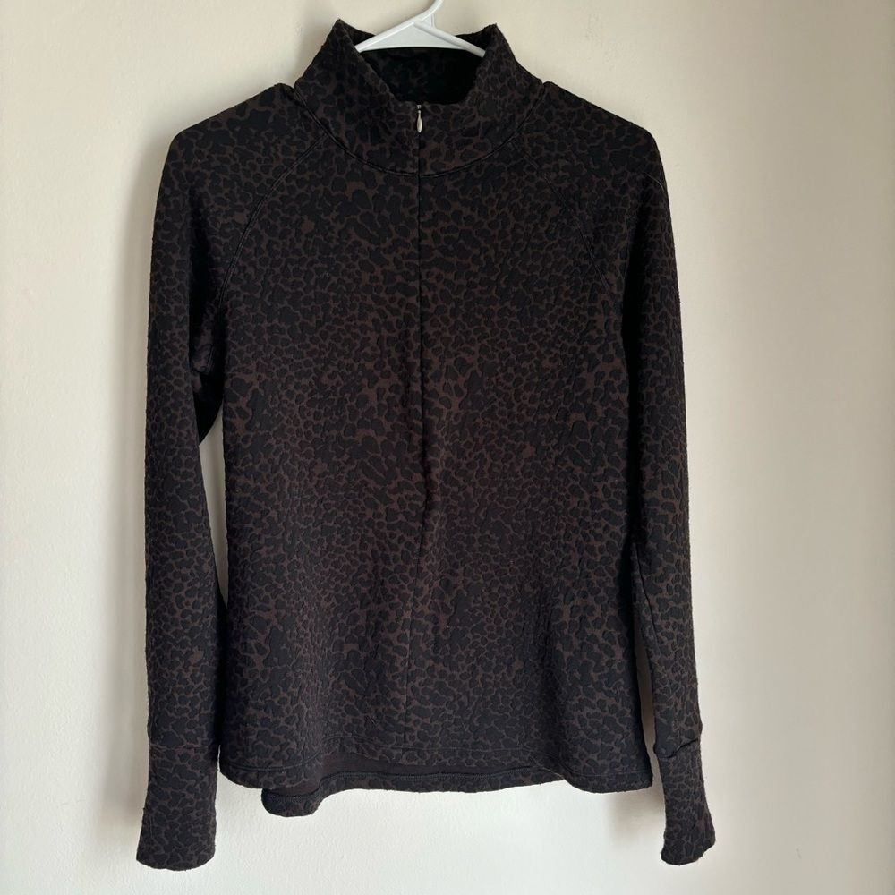 Lucy Womens Medium Active Pullover Jacket 1/4 Zip Stretch Animal Print Brown EUC